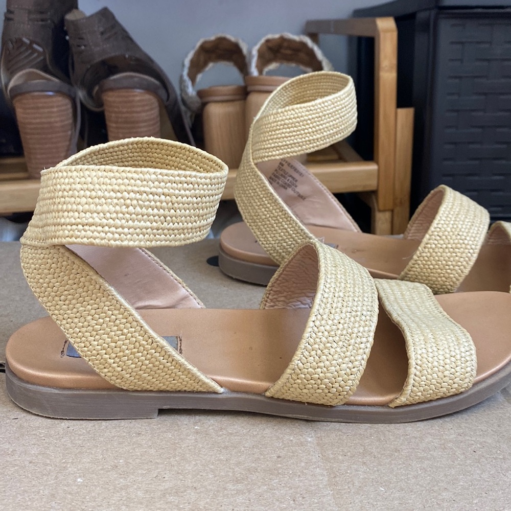 Steve Madden sandals
